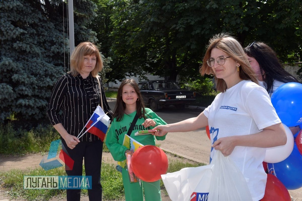 В Первомайске прошла акция «Подари детям праздник»