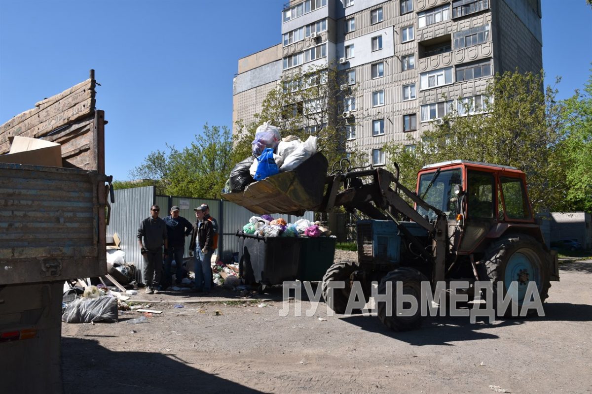 Алчевск борется с острой коммунальной проблемой – несанкционированными свалками