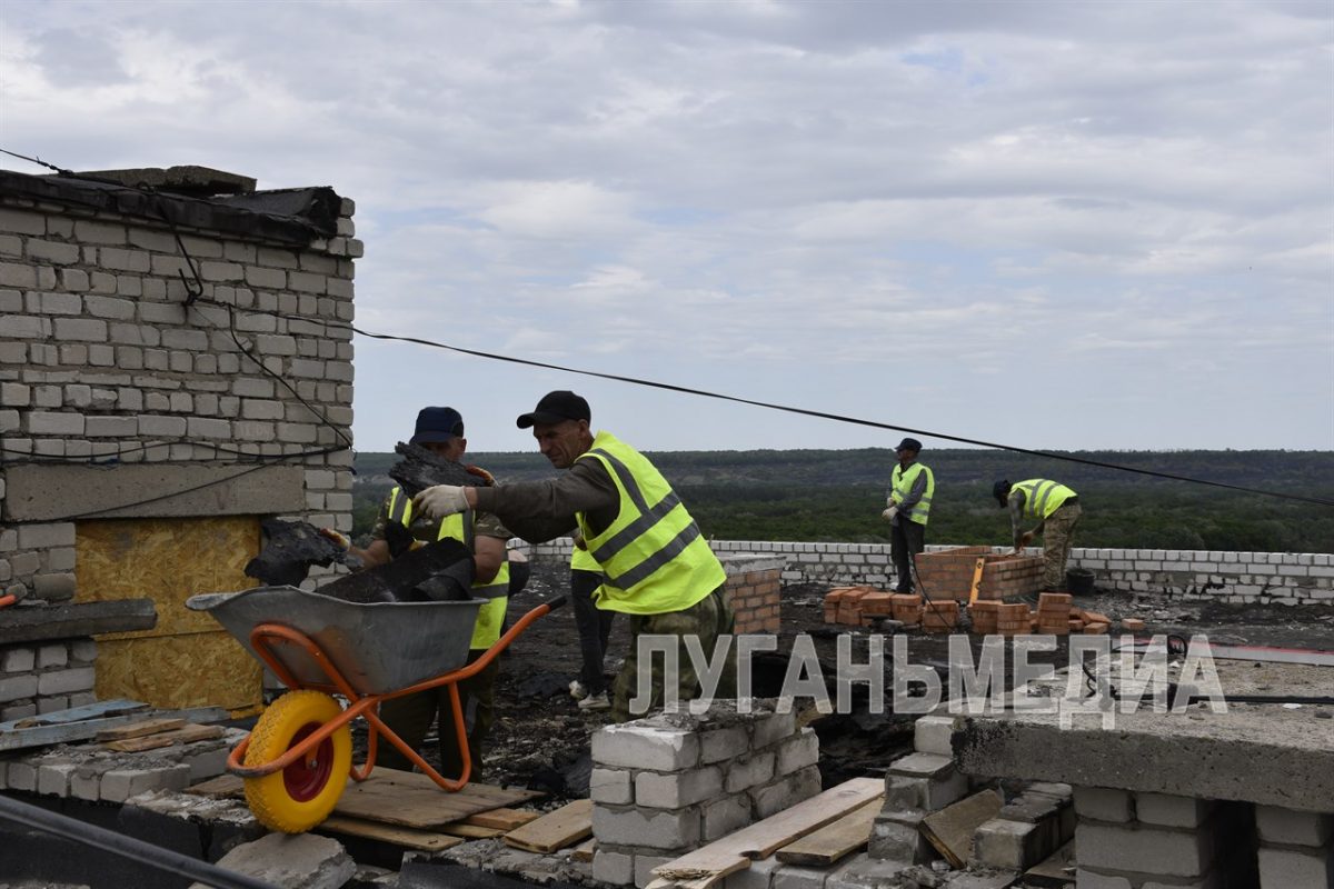 В Славяносербске стартовал ремонт многоэтажного дома