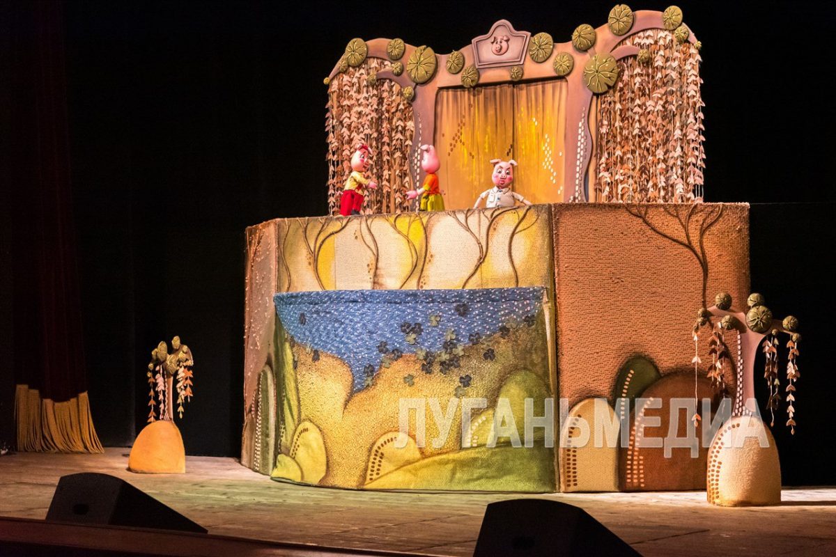 Состоялись гастроли Алтайского театра кукол «Сказка»