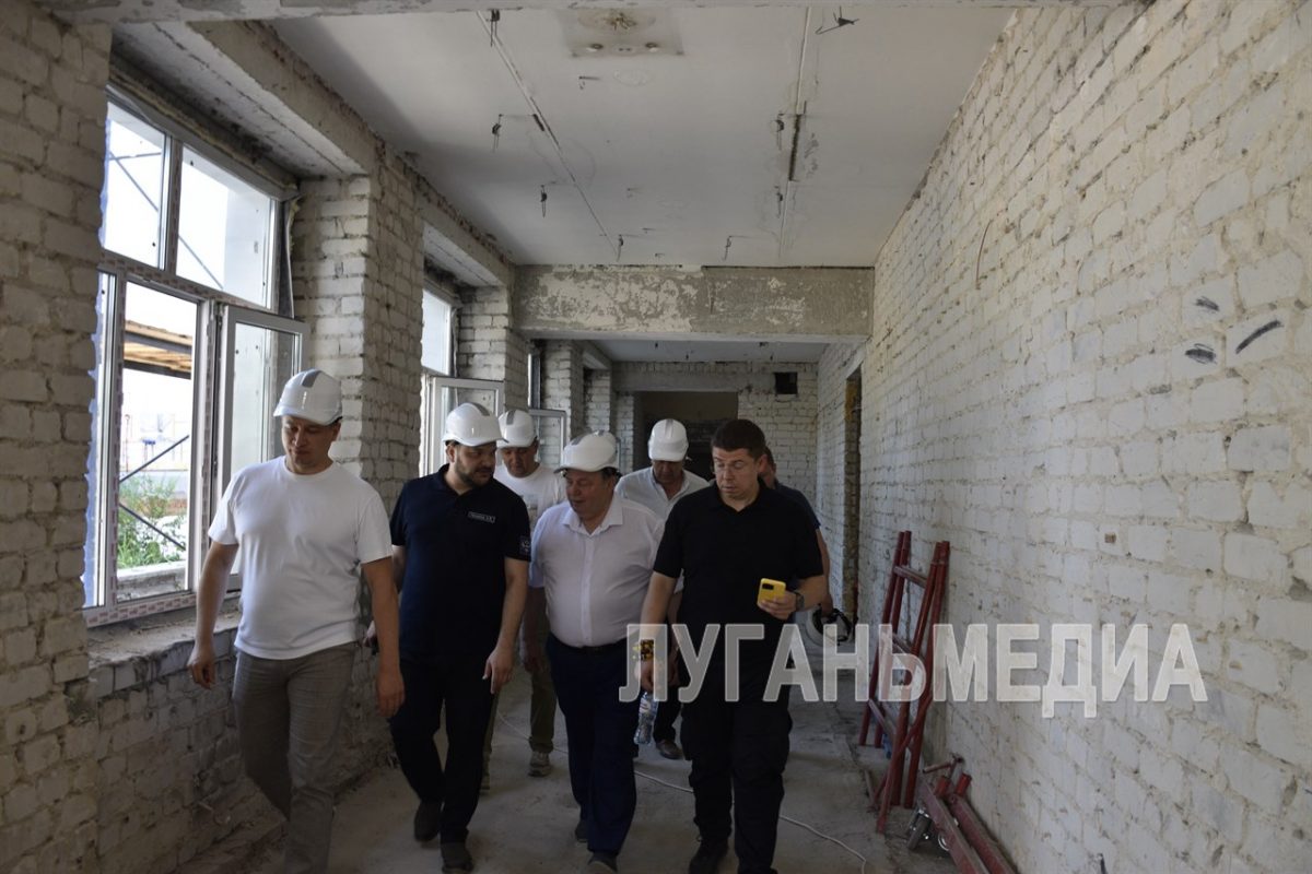 Заместитель министра образования и науки РФ Айрат Гатиятовов посетил с инспекционным визитом высшие учебные заведения…