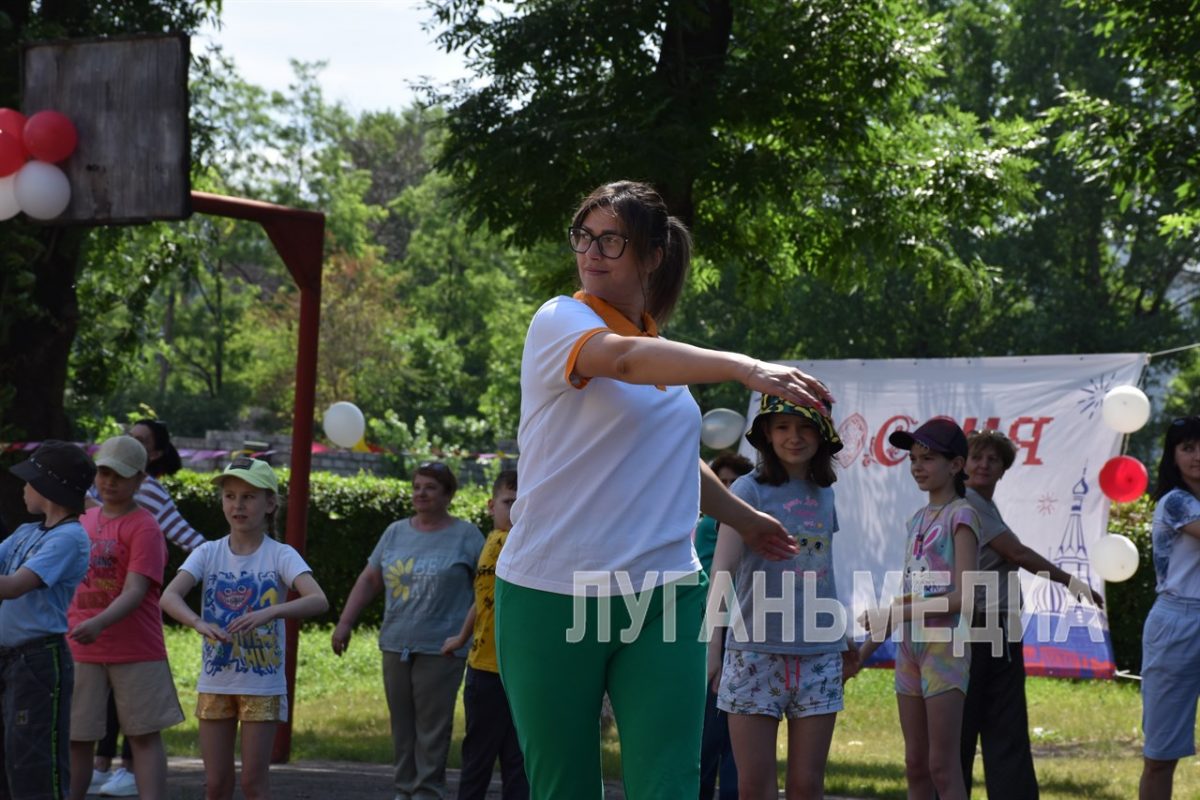 В Алчевске состоялась тренировка с чемпионами по кикбоксингу