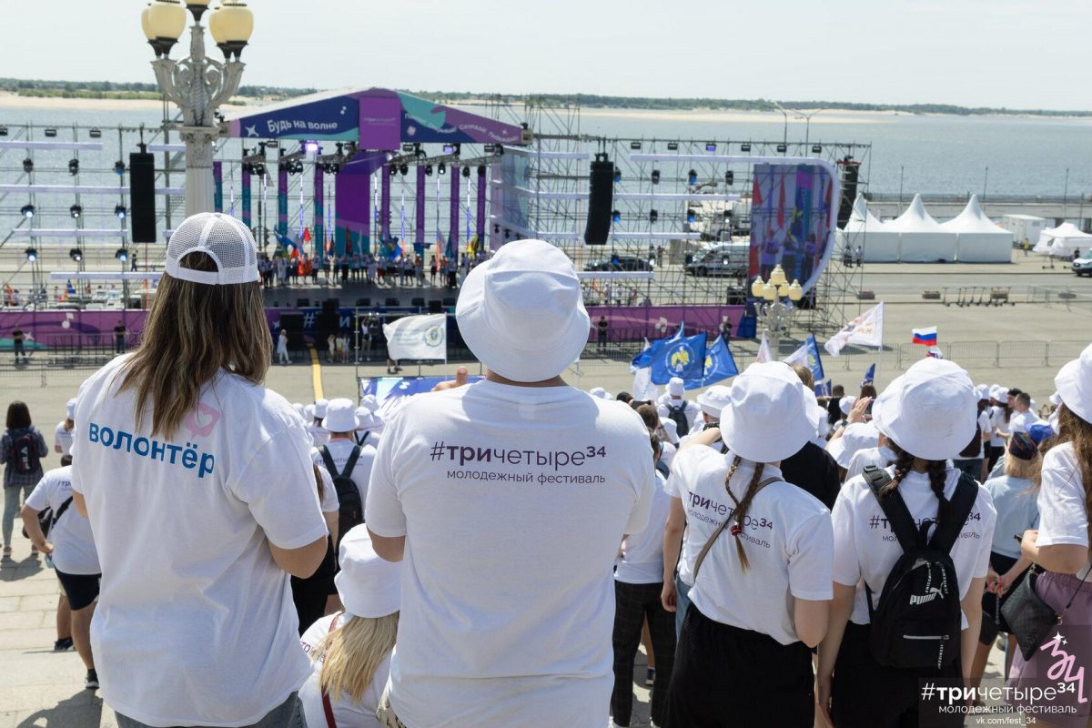 На открытии фестиваля #ТриЧетыре в Волгограде выступит жительница ЛНР 