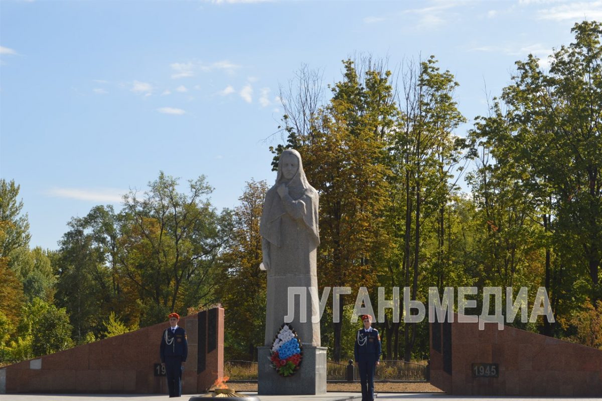 В свердловском парке культуры и отдыха им. Героев Сталинградской битвы состоялось торжественное мероприятие, посвященное Дню…