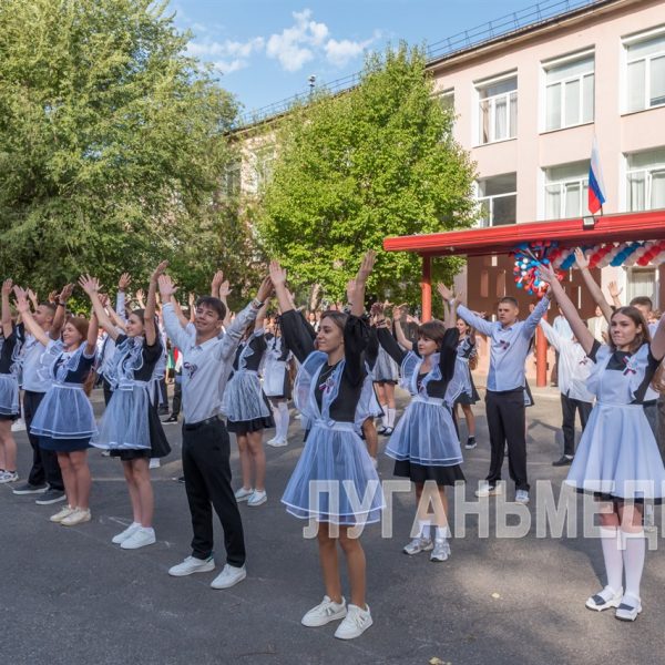 В День знаний в Луганске распахнули двери новые «Космические классы»