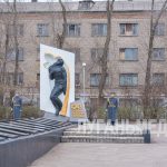 В сквере им. 9 Мая прошла церемония возложения цветов к мемориальному комплексу «Братская могила…