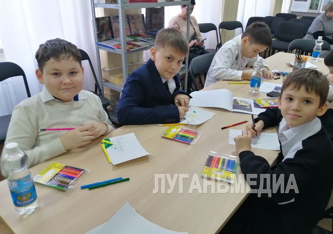 В Стаханове открылся Ресурсный центр Русского музея