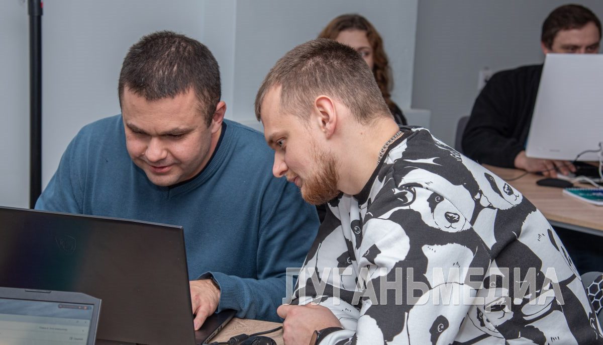 Состоялся ИТ-хакатон по разработке приложений для сферы услуг
