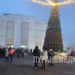 В Ровеньках состоялось торжественное открытие главной елки города
