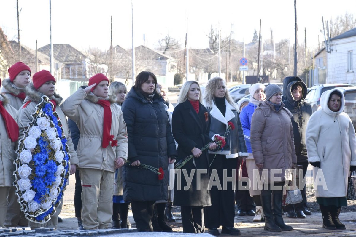 В Марковке состоялся торжественный митинг, посвященный освобождению района от немецко-фашистских захватчиков