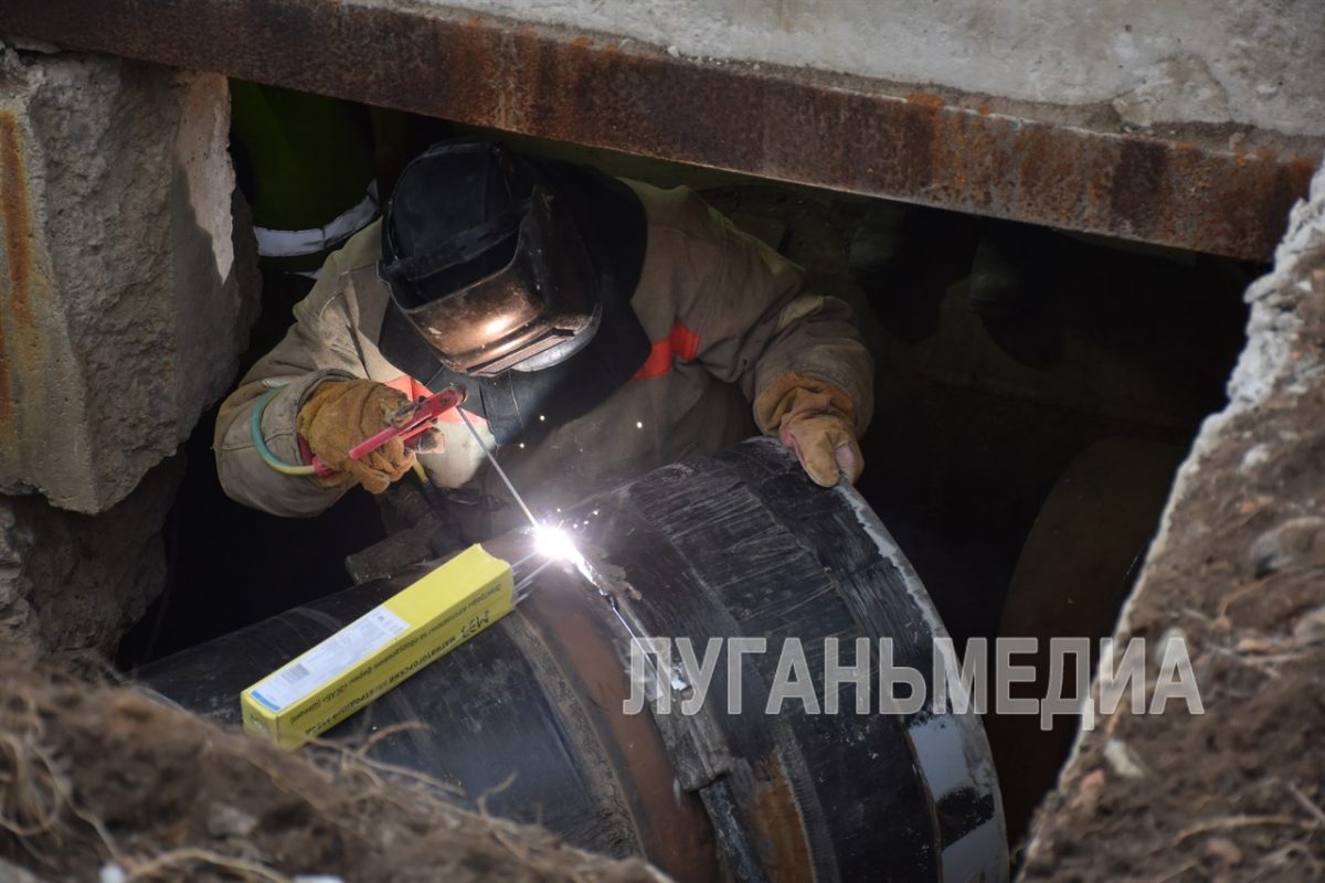 Для жителей Свердловского района вскоре запустят новый водовод