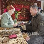 Блокаднице Ленинграда Зинаиде Мирошник вручили медаль «80 лет Победы в Великой Отечественной войне»