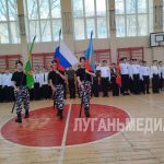 В Луганской средней школе № 38 имени маршала К.Е. Ворошилова прошел смотр строя и песни, посвященный Дню Защитника…