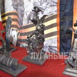 В Краснолучском краеведческом музее открылась уникальная выставка «От войны – к миру»
