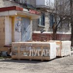 В Свердловске бригада подрядной организации АО «Щербинский лифтостроительный завод» занимается работами по замене оборудования