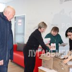 Свердловская центральная городская библиотека им. Астафьева получила от шефа-региона очередной подарок