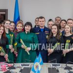 Студенты-спасатели поздравляют женщин с наступающим 8 Марта
