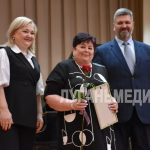 В Алчевске в детской музыкальной школе № 1 состоялся концерт «Ты женщина, вселенная любви»