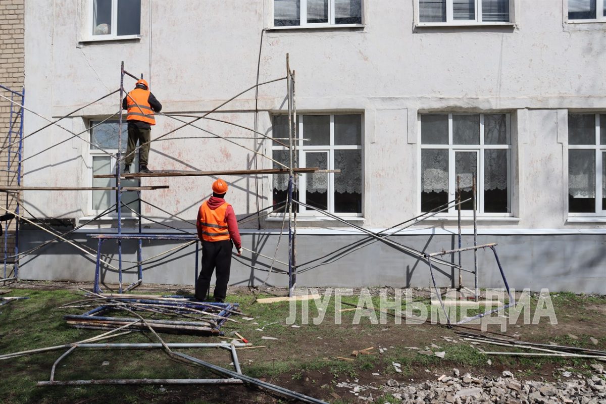 Шеф-регион Свердловского муниципалитета – Республика Тыва – проводит капитальный ремонт Свердловской СШ № 2