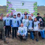 В Новоайдаре прошла акция «Сад памяти»