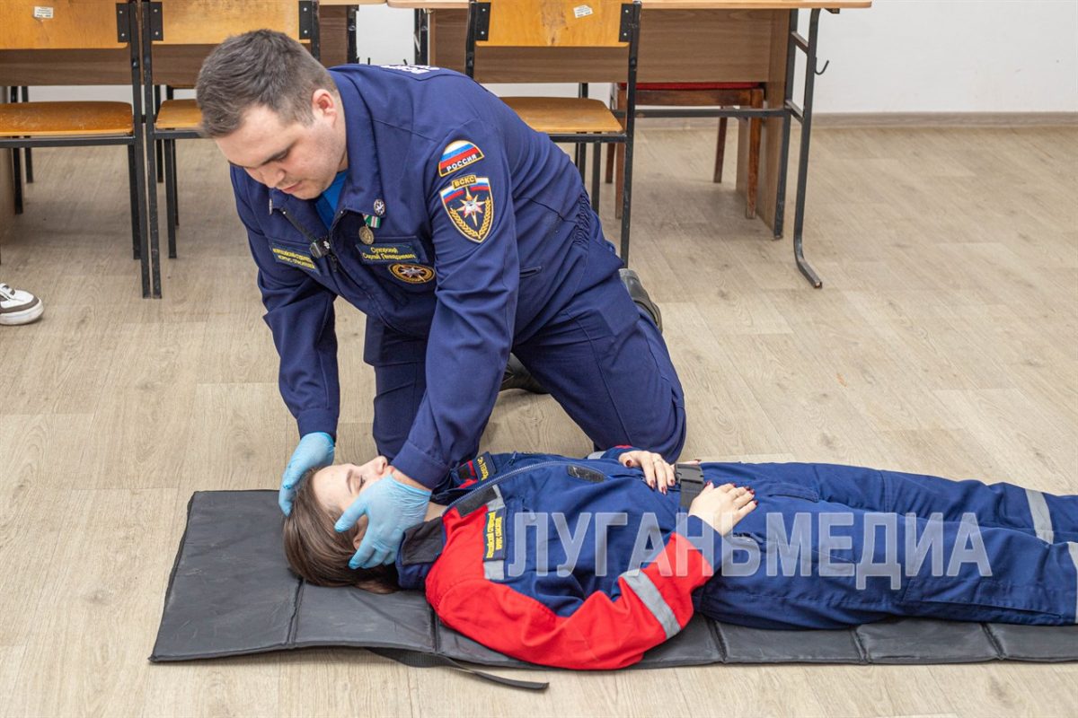 На базе Луганского РО ВСКС стартовал новый курс по основам оказания первой помощи