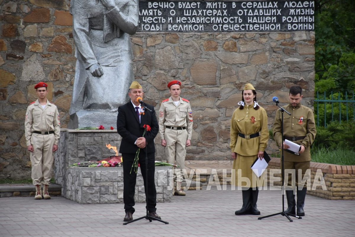 В Перевальске состоялся торжественный митинг, посвящённый 80-й годовщине Победы в Великой Отечественной войне