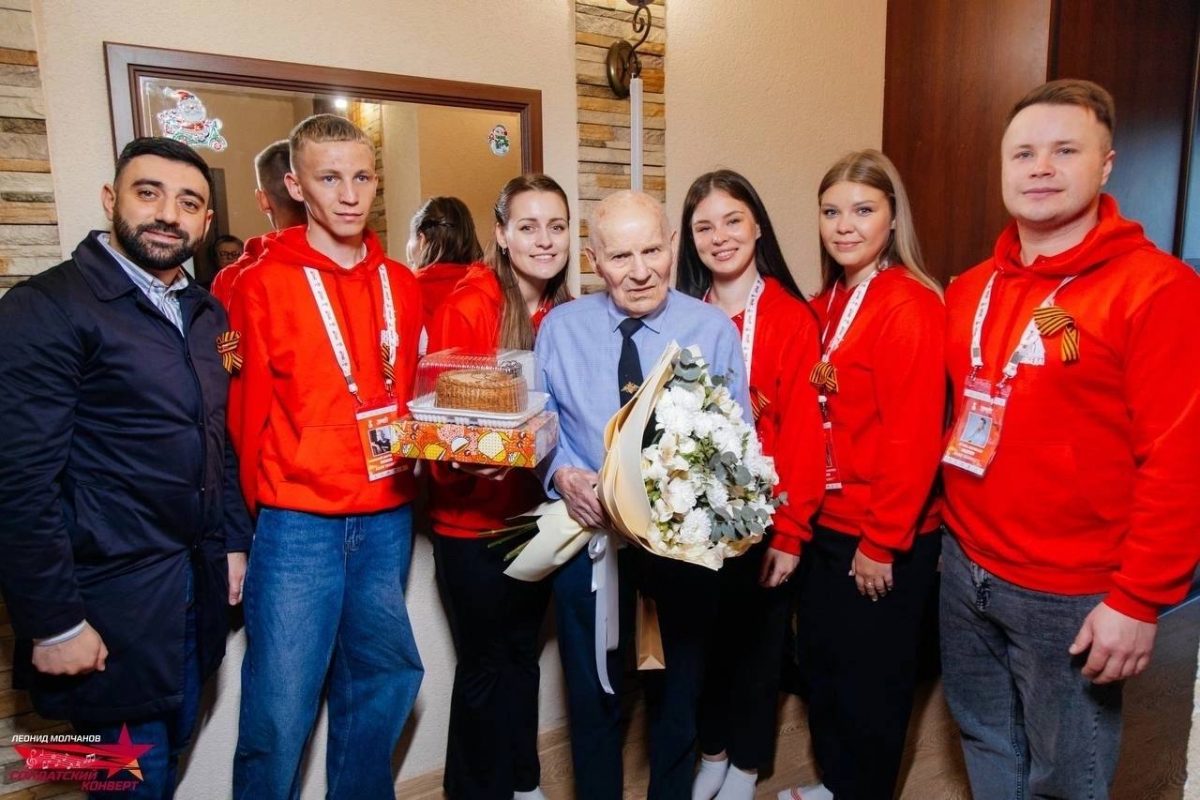 Луганские вокалисты участвуют в финале Международного конкурса патриотической песни «Солдатский конверт»