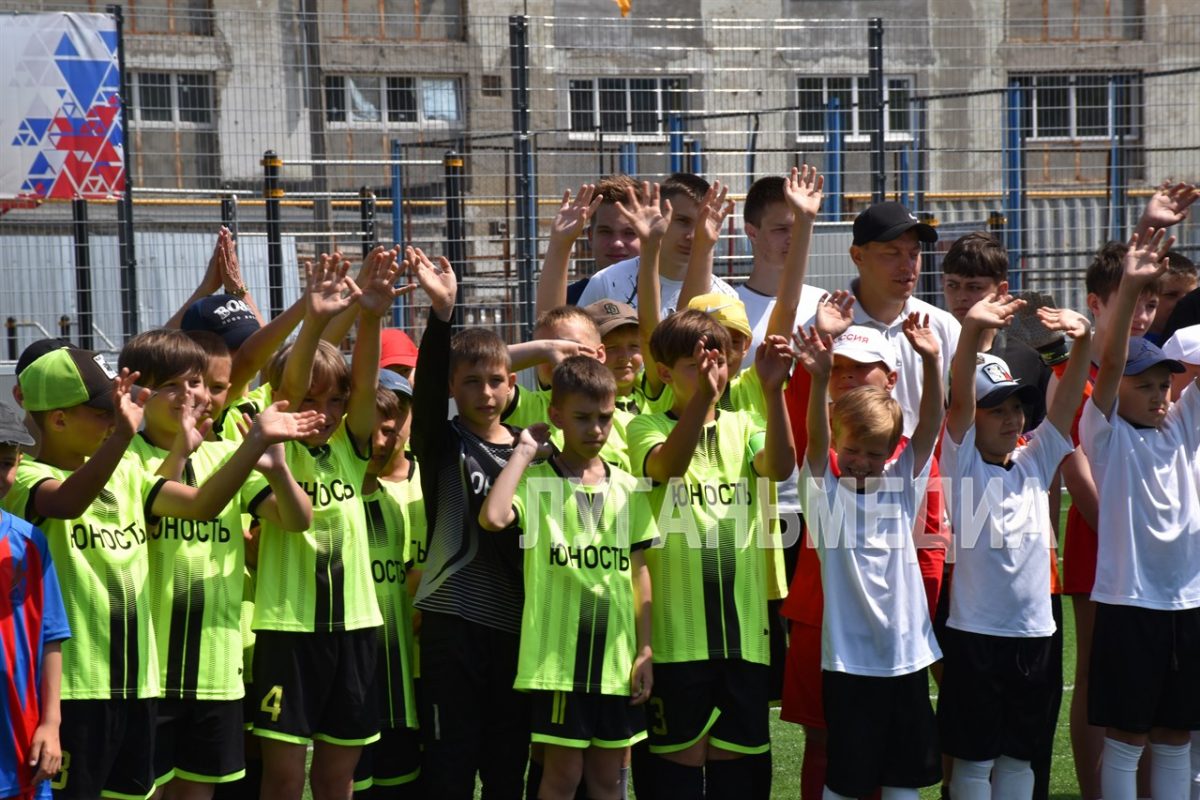 В Первомайске состоялось торжественное открытие нового физкультурно-оздоровительного комплекса открытого типа (ФОКОТ)