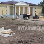 Масштабные восстановительные работы проходят в городе Червонопартизанске Свердловского муниципального округа