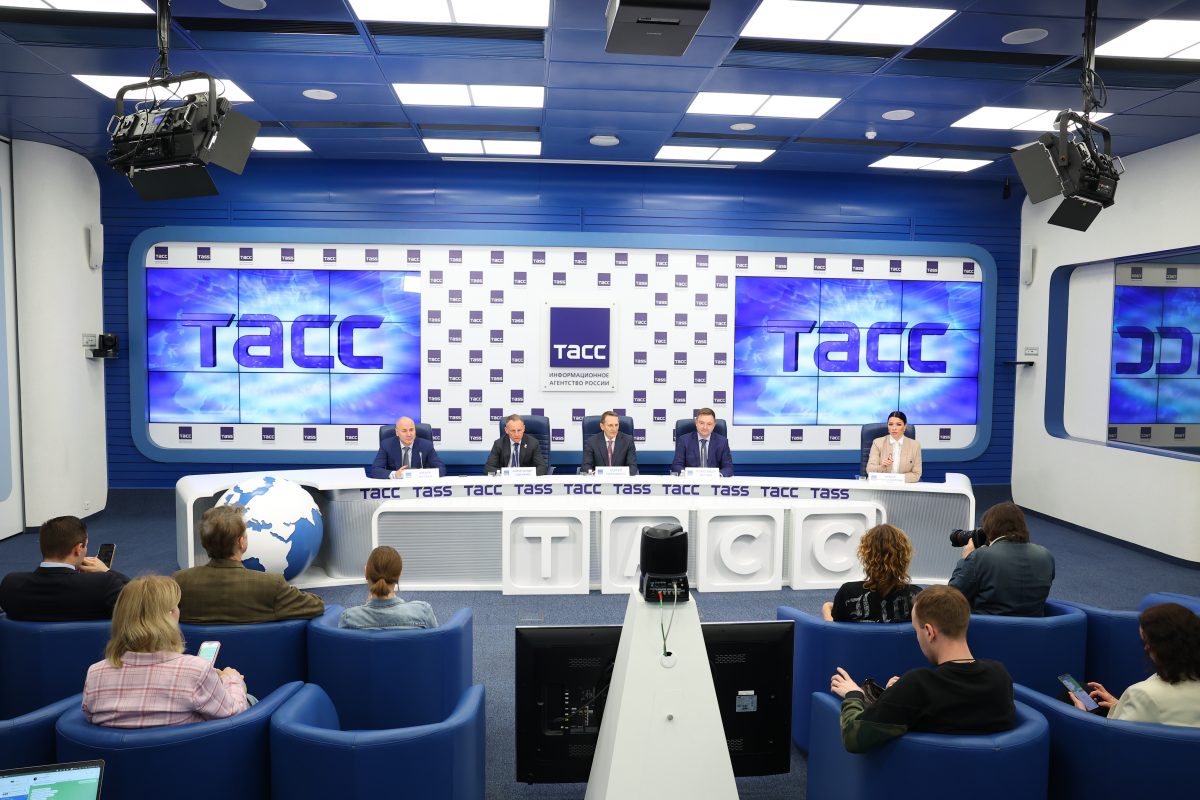 Жительница ЛНР Елена Краснопольская – в двадцатке федеральных победителей акции «Диктант Победы»