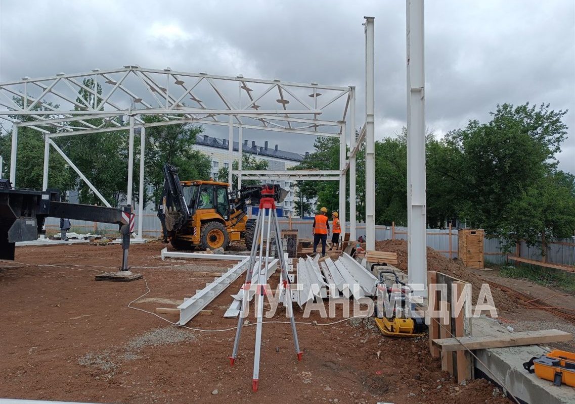 Строительство подстанции скорой помощи в Краснодоне идет высокими темпами