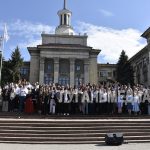 В ЛГАКИ имени М. Матусовского прошло торжественное вручение дипломов о высшем образовании