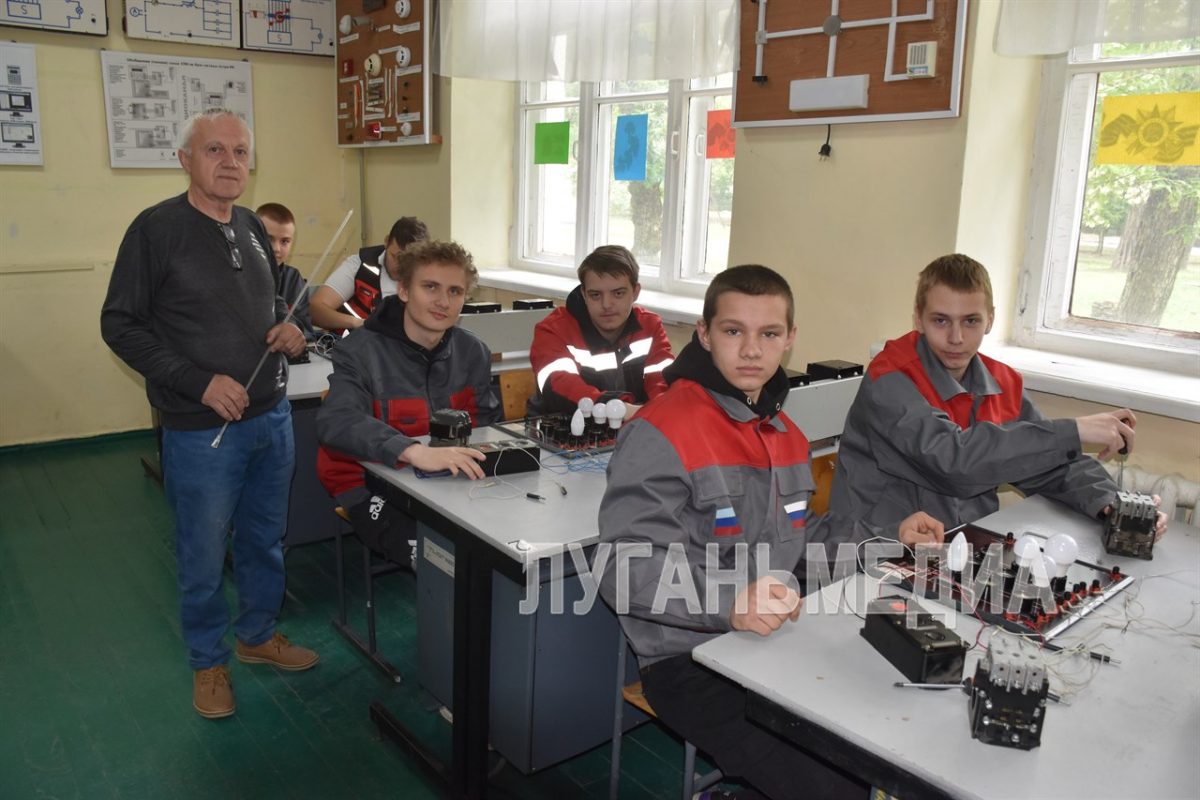 Электромонтер – одна из самых востребованных на рынке труда профессий