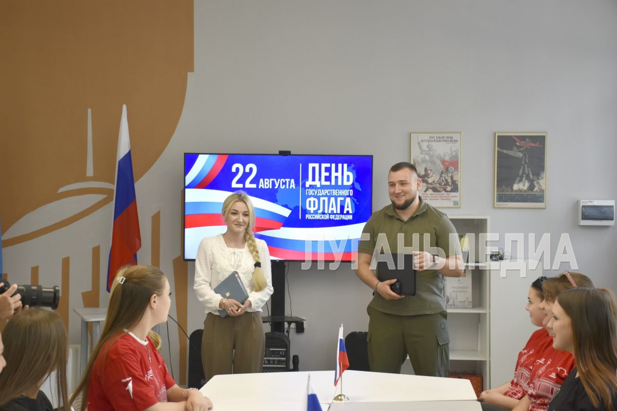Марковский муниципалитет с рабочим визитом посетил министр молодежной политики ЛНР Михаил Голубович