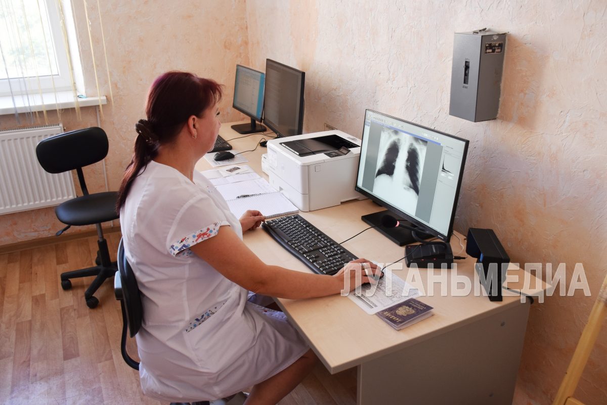 В Краснолучской больнице «Княгининская» работает новый флюорограф