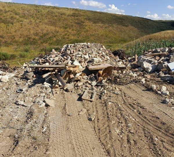С начала 2025 года должностными лицами Минприроды ЛНР выявлено 17 несанкционированных мест размещения отходов
