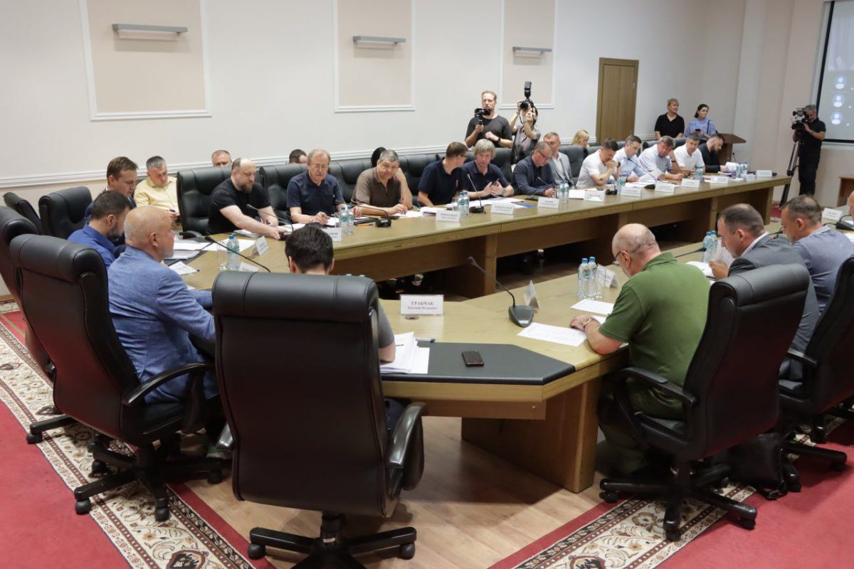 Леонид Пасечник: «В этом году на восстановление и модернизацию электросетевого комплекса республики выделено почти 3&hellip;