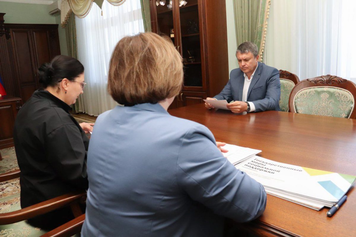 Леонид Пасечник: «Впервые к началу учебного года все многодетные семьи Луганщины получат по 10 тысяч&hellip;