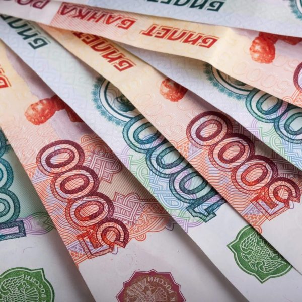 Соцфонд России по ЛНР назначил надбавку на уход более 50 тыс. пенсионеров республики