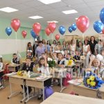 Ученики Северодонецкой школы №17 встретили новый учебный год в обновленной школе
