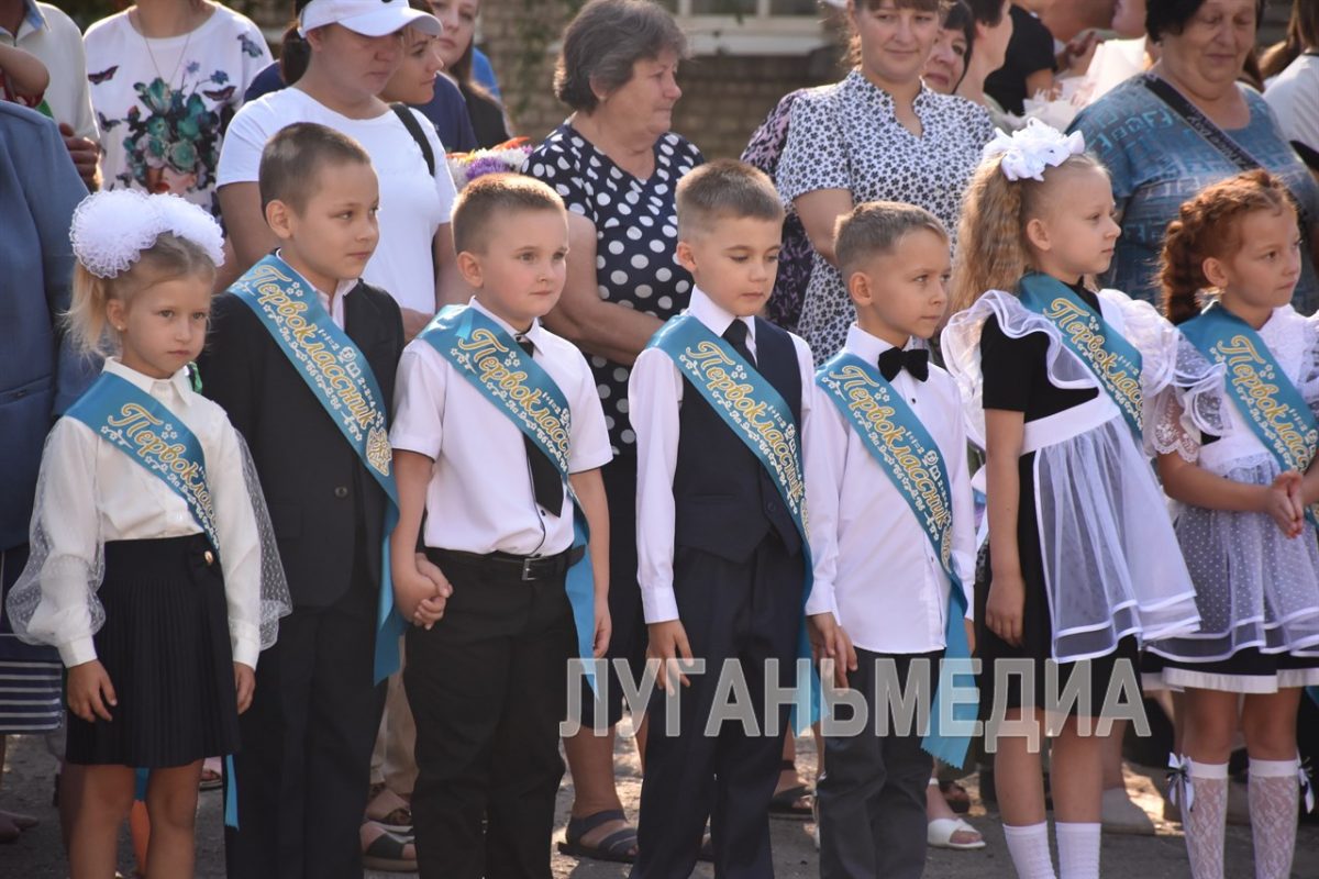 В школах Перевальского района прозвенел первый звонок