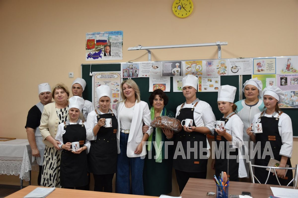 В Перевальской школе-интернате прошло посвящение учеников в профессию «Повар»