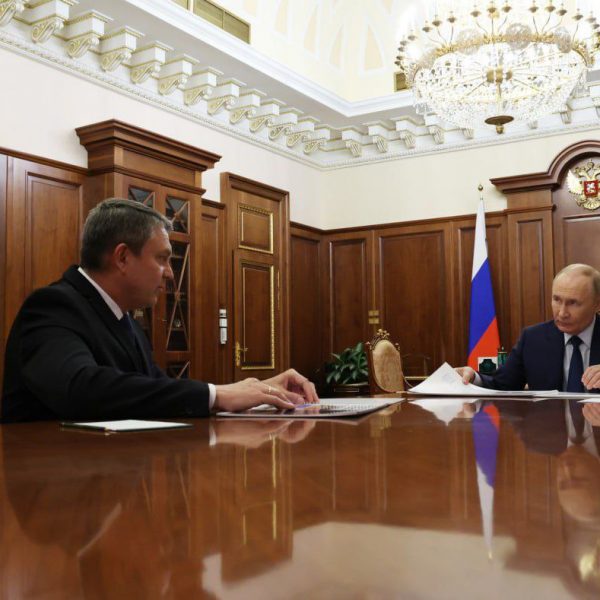 Леонид Пасечник доложил Владимиру Владимировичу Путину о ходе восстановления и развития нашей республики