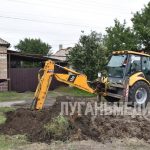 Специалисты Лутугинского участка Южного управления Луганскводы проводят работы по устранению утечек воды на сетях…