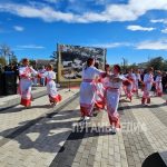 В Старобельске открыли обновленный городской парк