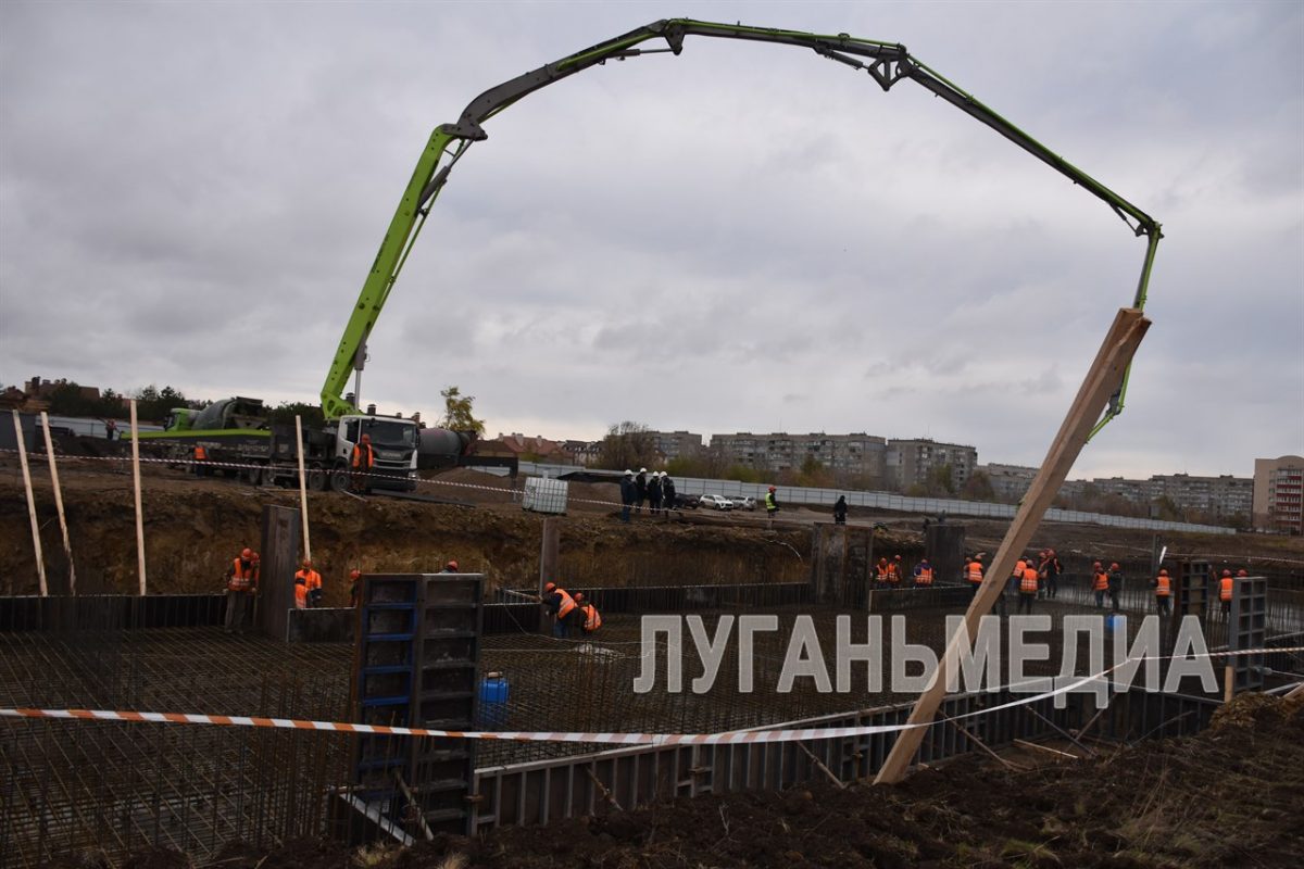 В Алчевске стартовало масштабное строительство многоквартирного жилья