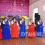 В Краснолучском центре культуры состоялся яркий народный праздник «Казачьи забавы»