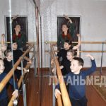 Победитель программы «Земский работник культуры» уже влился в коллектив Кировской детской школы искусств