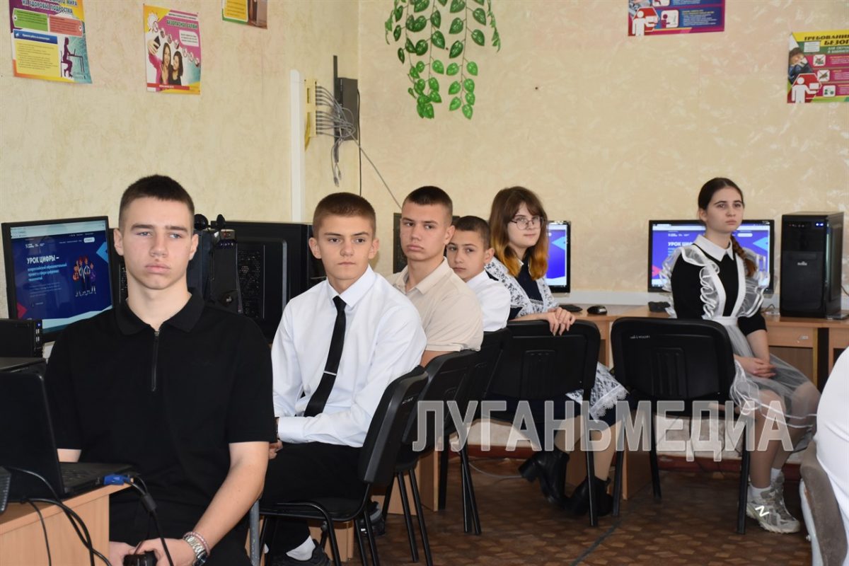 Школьники Зимогорья узнали о следующем этапе эволюции искусственного интеллекта
