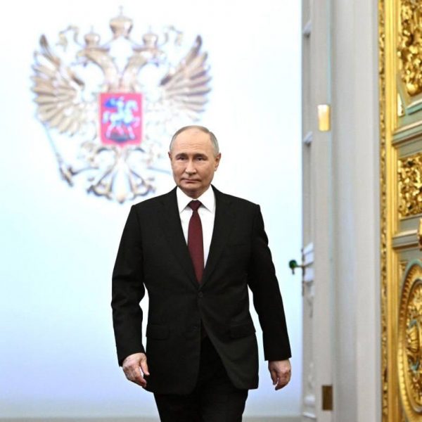 Леонид Пасечник: «Сегодня день рождения отмечает Президент Российской Федерации Владимир Владимирович Путин»